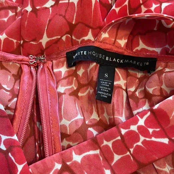 WHITE HOUSE BLACK MARKET NWOT SLEEVELESS FLOWY BLOUSE WITH OPEN BACK - Picture 9 of 10